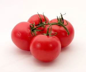 Tomatoes are high in potassium. Photograph courtesy: Softeis, Wikimedia Commons